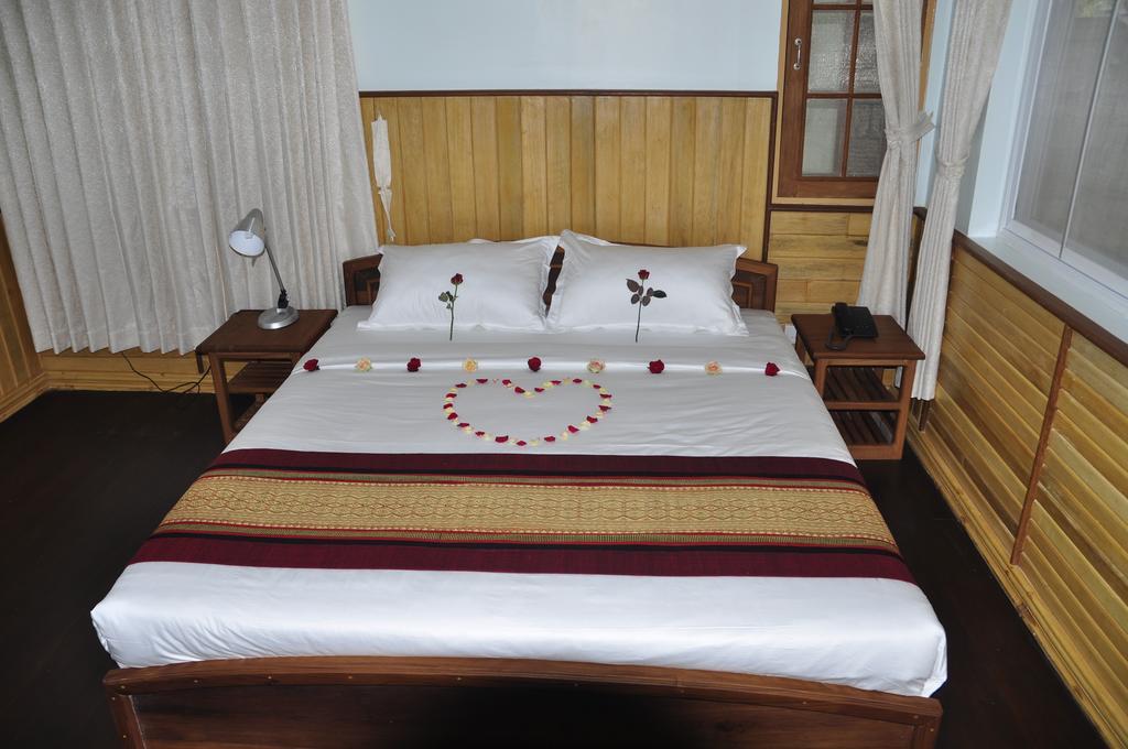 Cassiopeia Hotel Nyaung Shwe Room photo