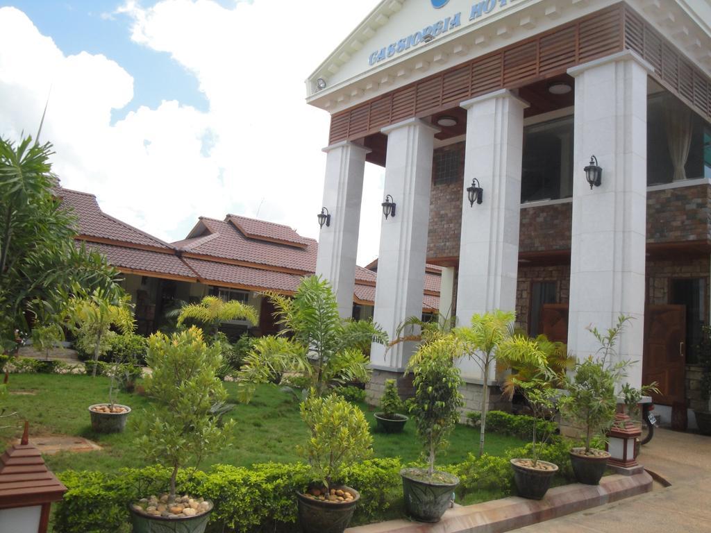 Cassiopeia Hotel Nyaung Shwe Exterior photo