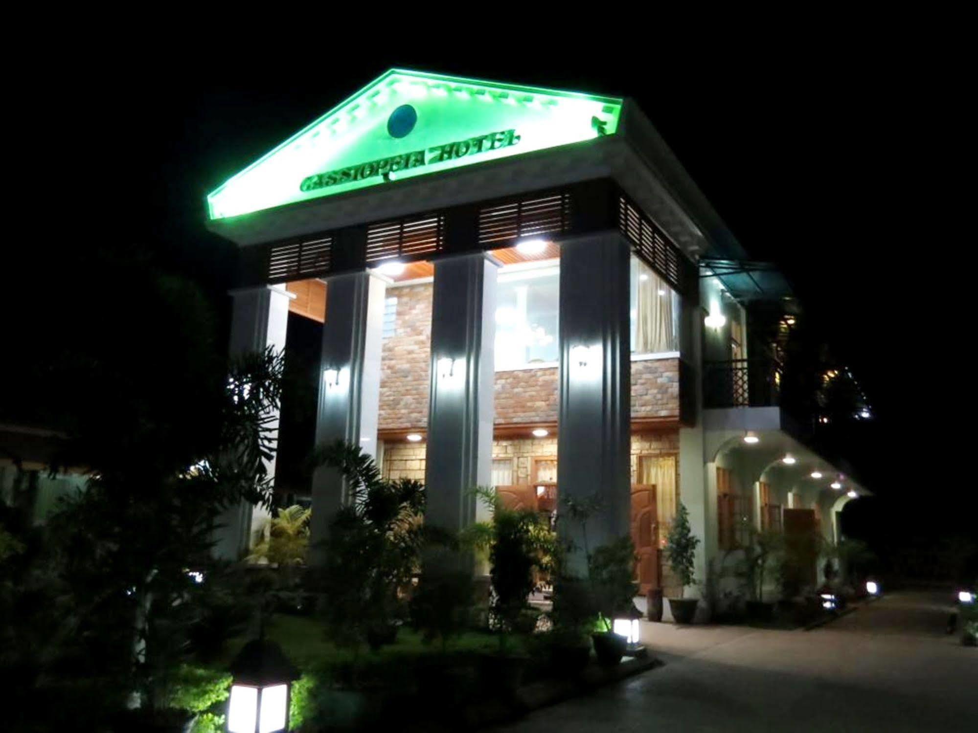 Cassiopeia Hotel Nyaung Shwe Exterior photo