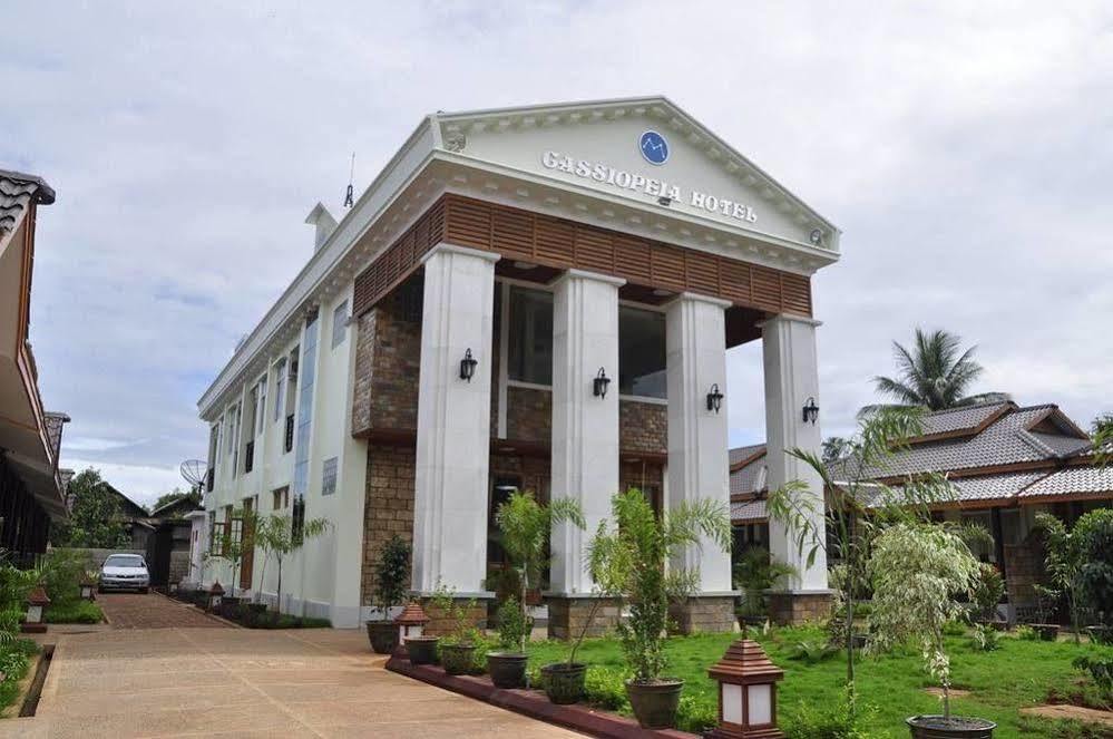 Cassiopeia Hotel Nyaung Shwe Exterior photo