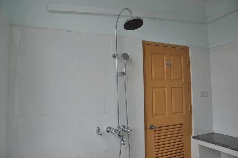 Cassiopeia Hotel Nyaung Shwe Exterior photo